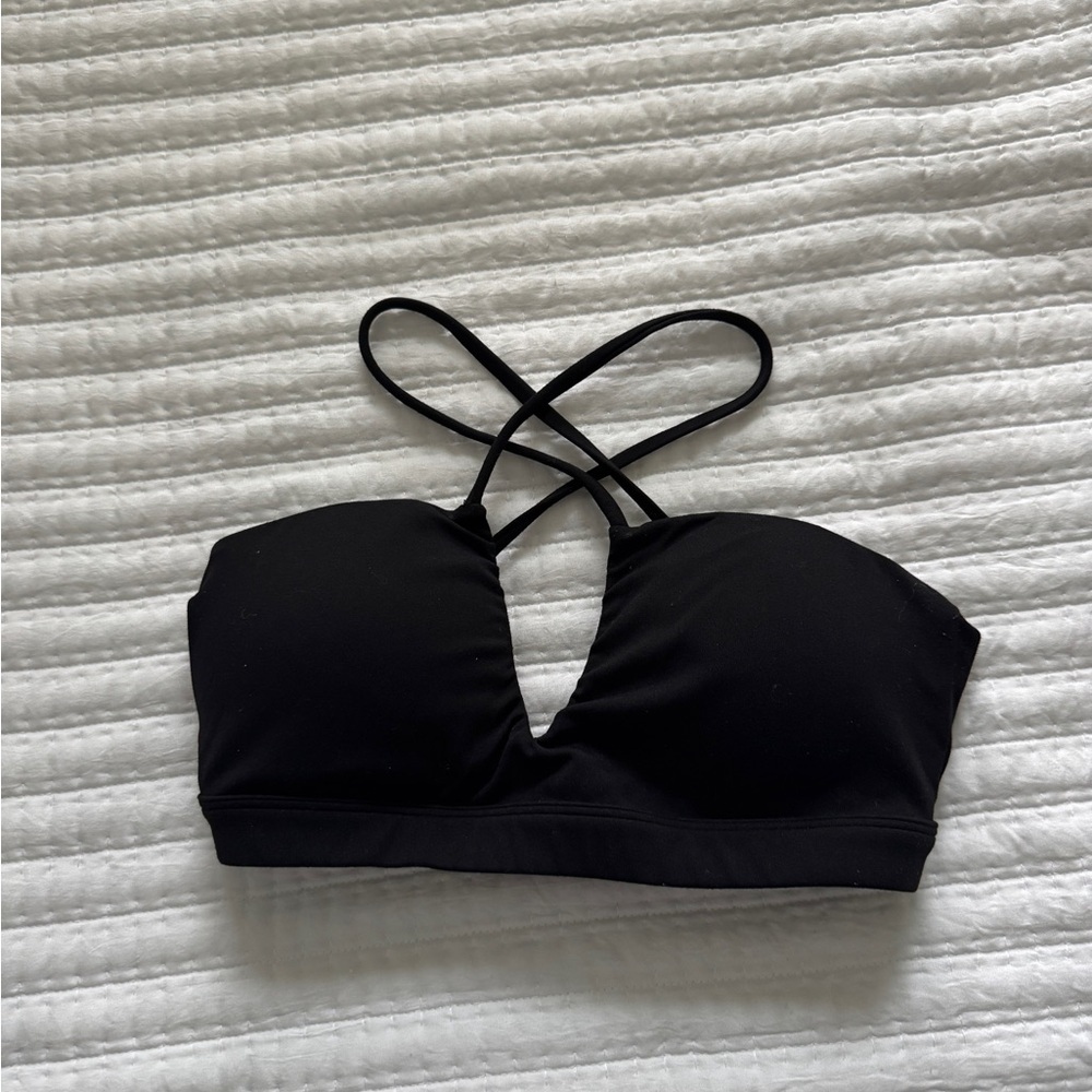 Black Crisscross Sports Bra XS - Picture 2 of 10